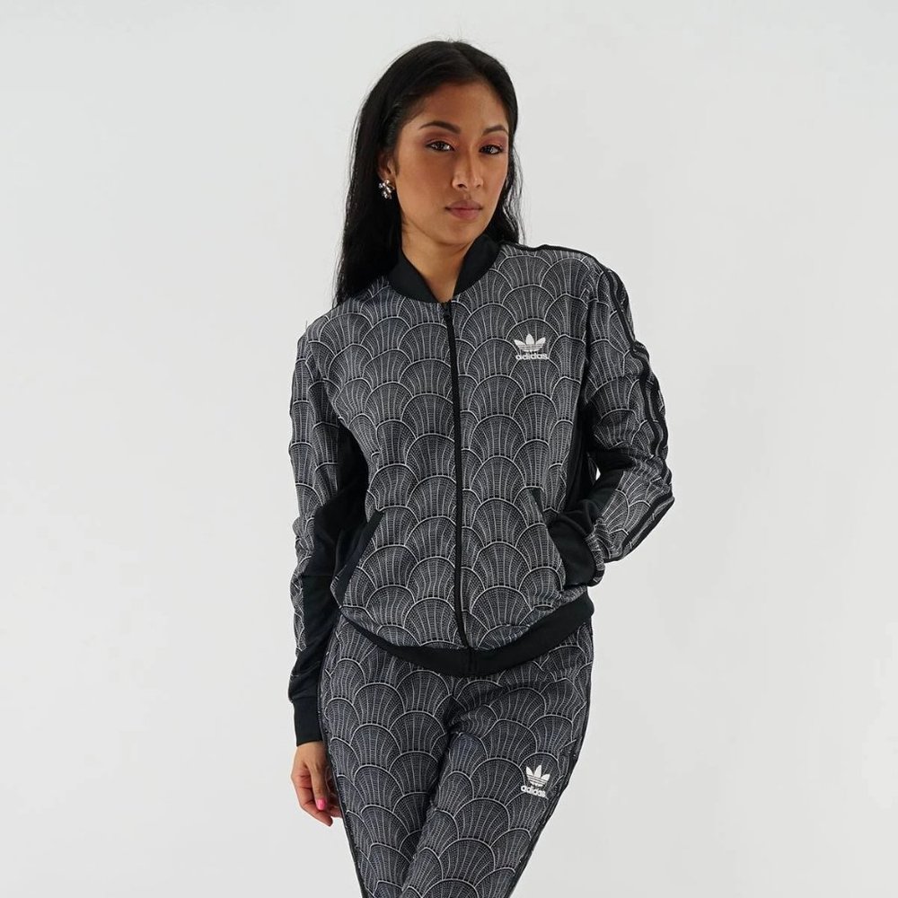 adidas Originals Shell Scallop Superstar Track Jacket - Size L